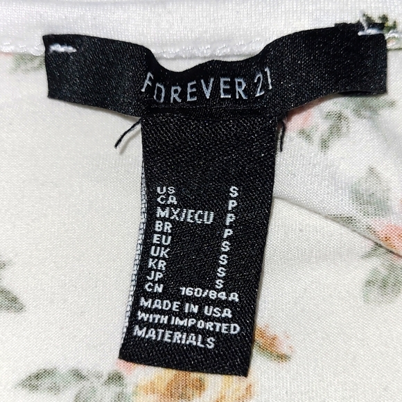 Forever 21 Longsleeve Double Front Tie Closure Floral Longsleeve Crop Top - Picture 3 of 5